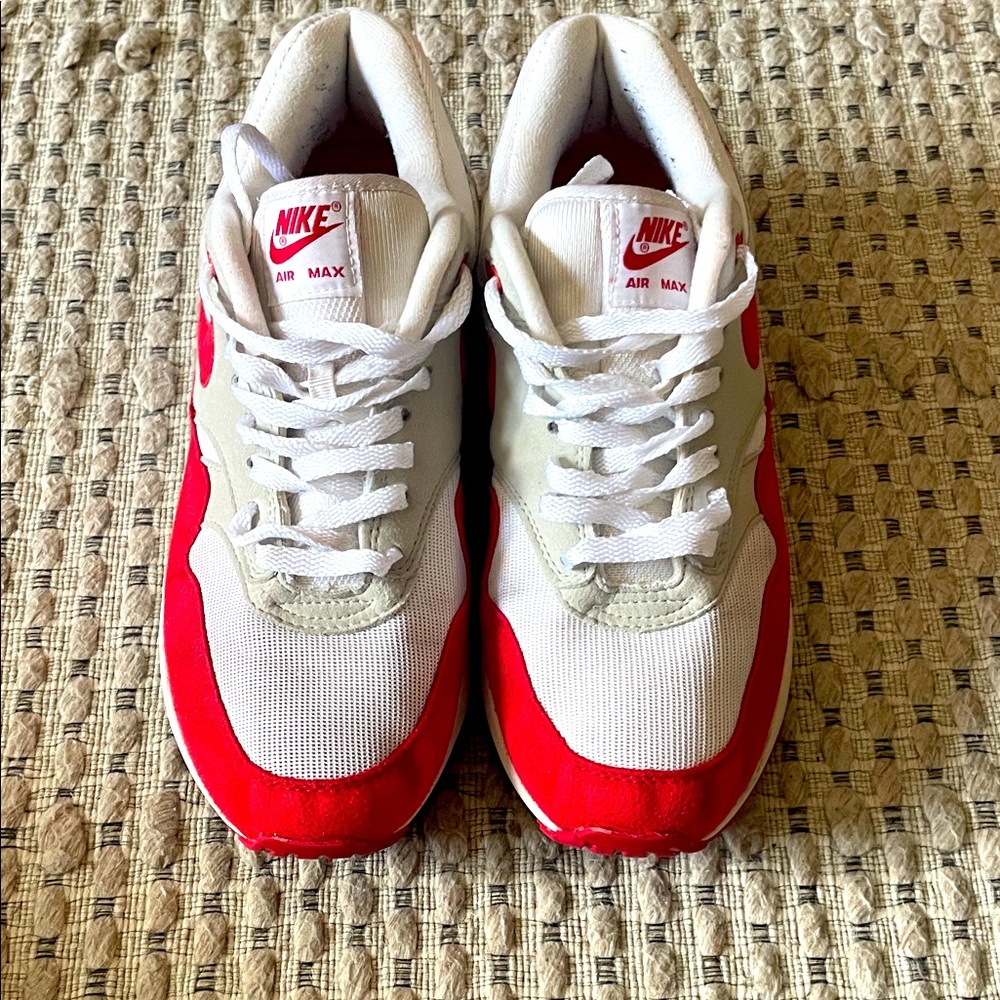 Nike Air Max 1 Anniversary White and Red Sneakers